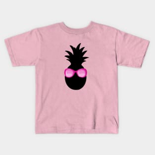 Pineapple man- Karen pink sun glasses Kids T-Shirt